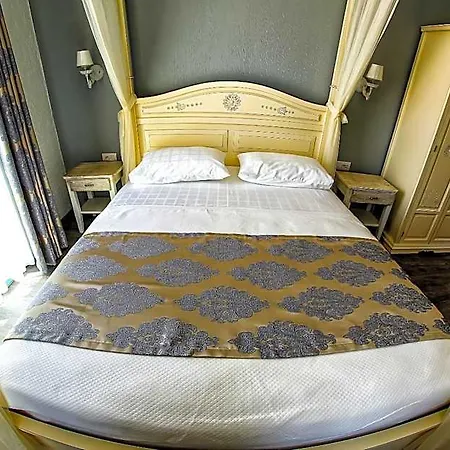 Fanti Hotel